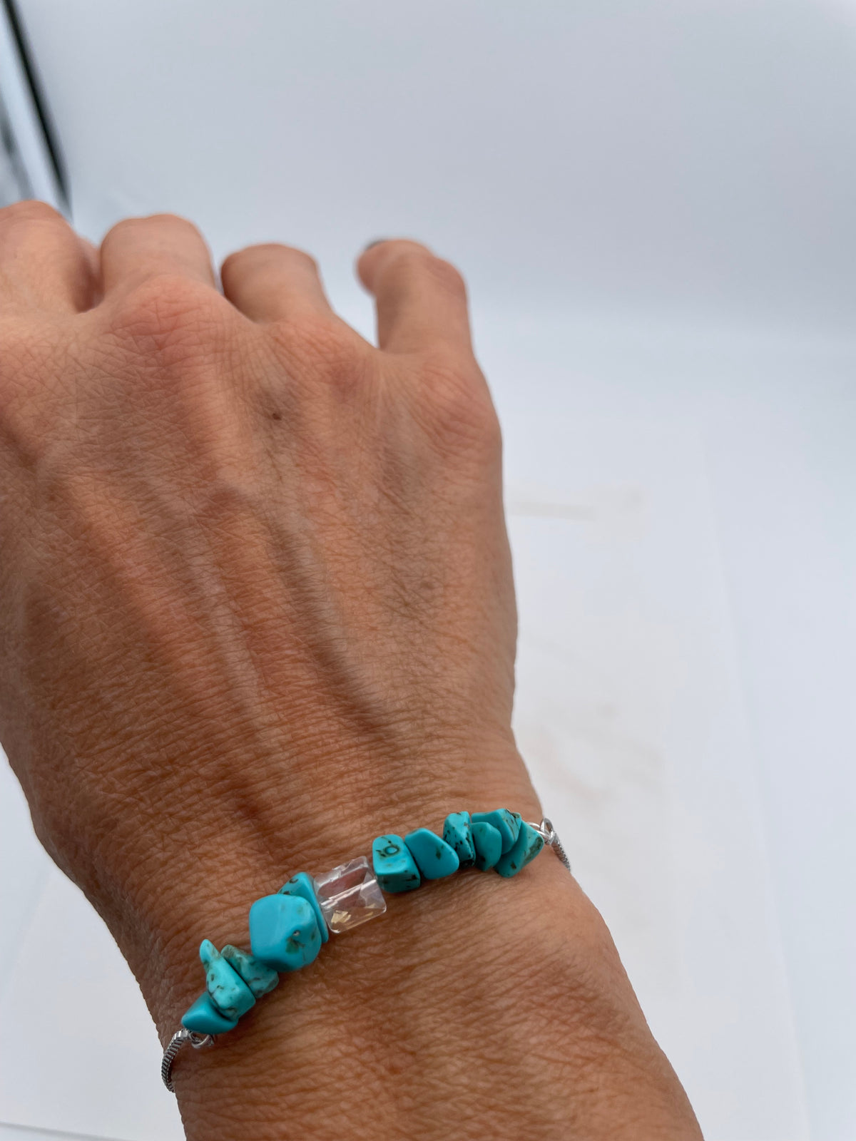 Parure bracelet et boucles en turquoise et cristal